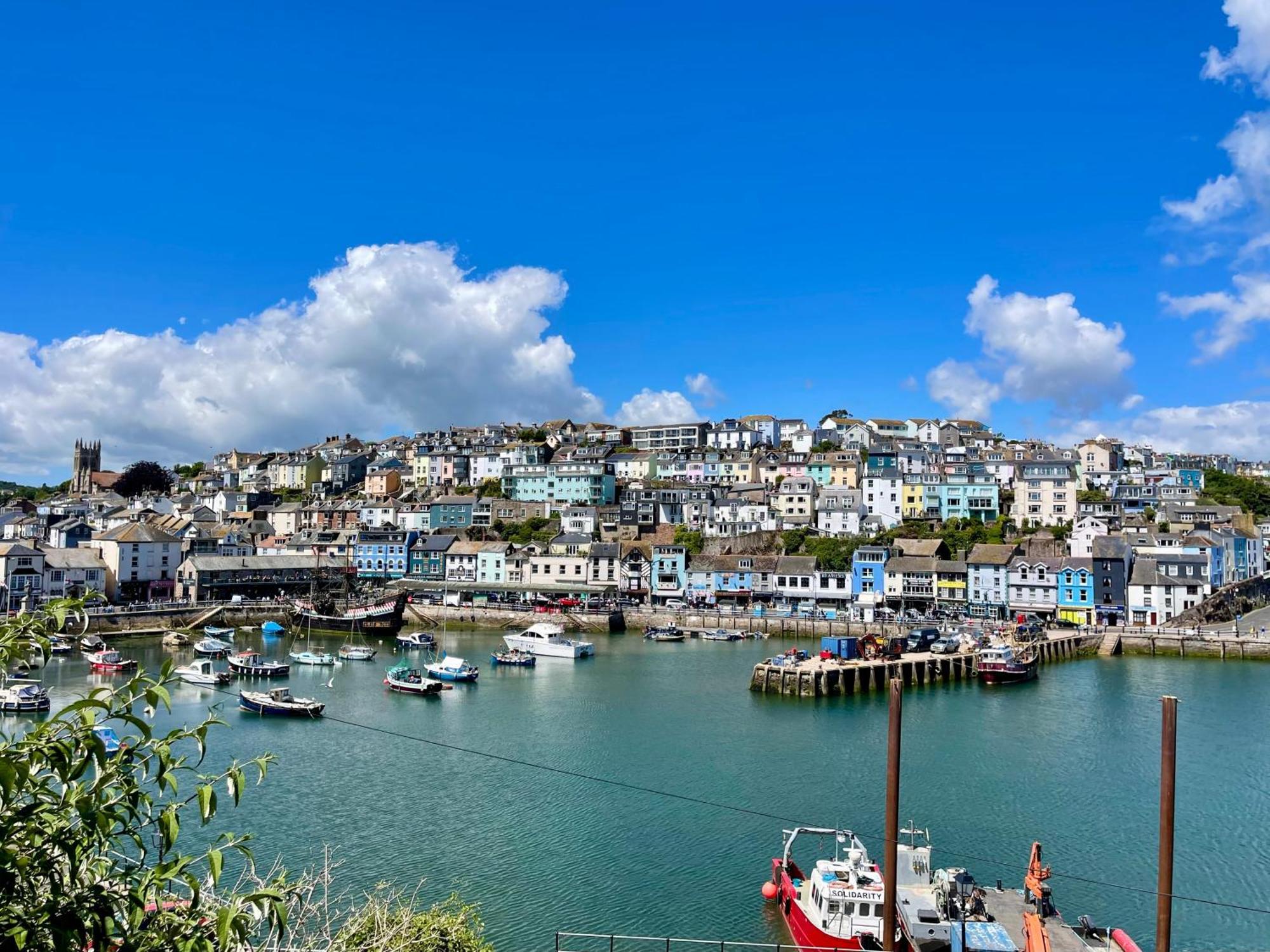 Captains Rest - 2 Bedroom Apartment In The Heart Of Brixham Buitenkant foto